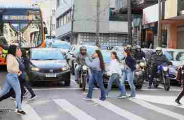  Dia do Pedestre: Detran-PR alerta para comportamentos que garantem segurança no trânsito